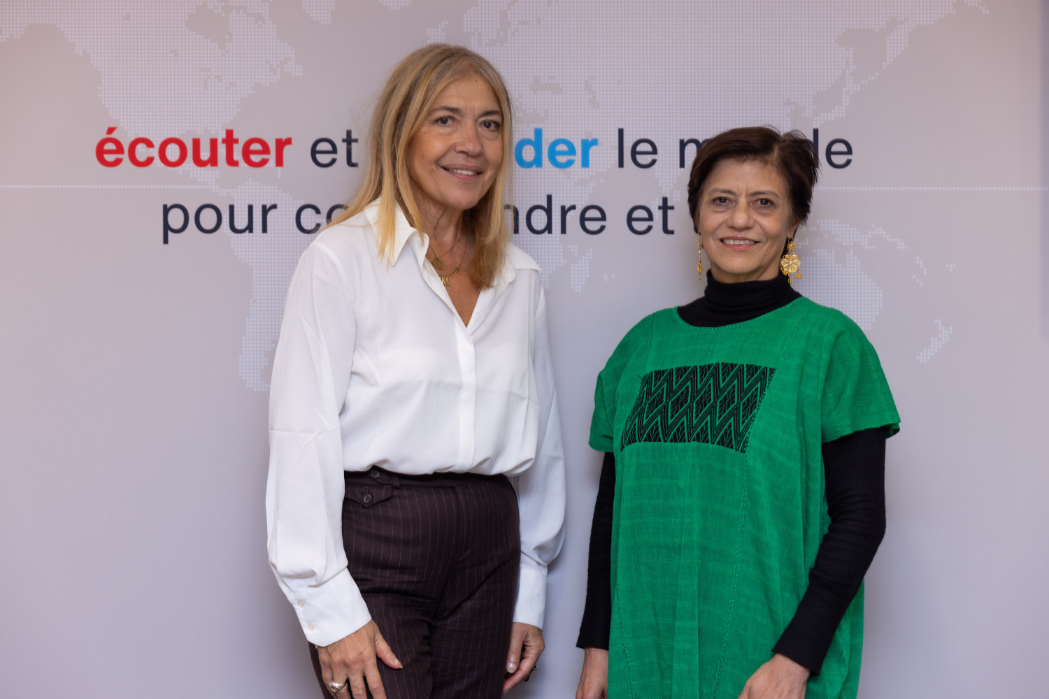 MCSE_et_Blanca_Jimenez_Cisneros_Ambassadrice_Mexique_Signature_Accord_Radios_mexicaines_021224_©_Anthony_Ravera-3067_1733232407